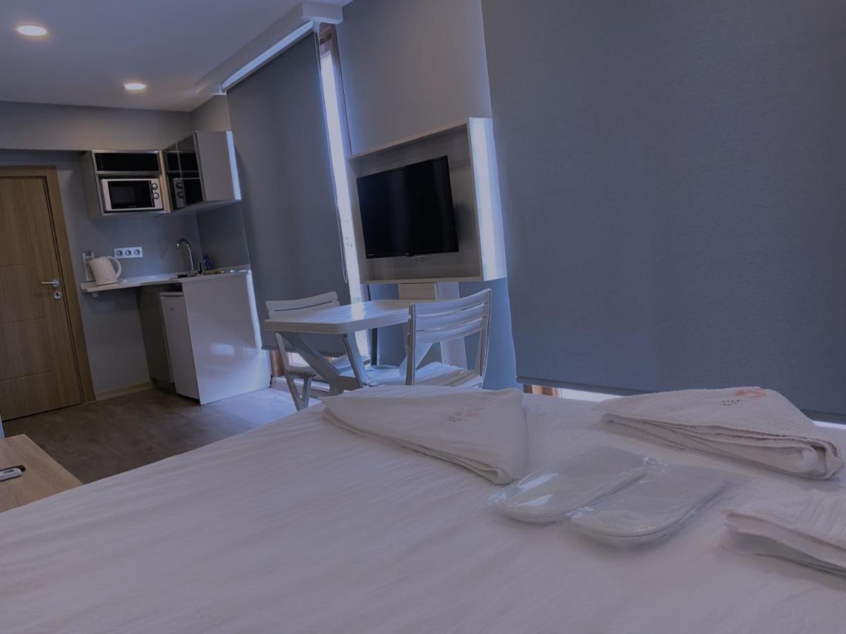 First Apart Apartment Istanbul Exterior photo