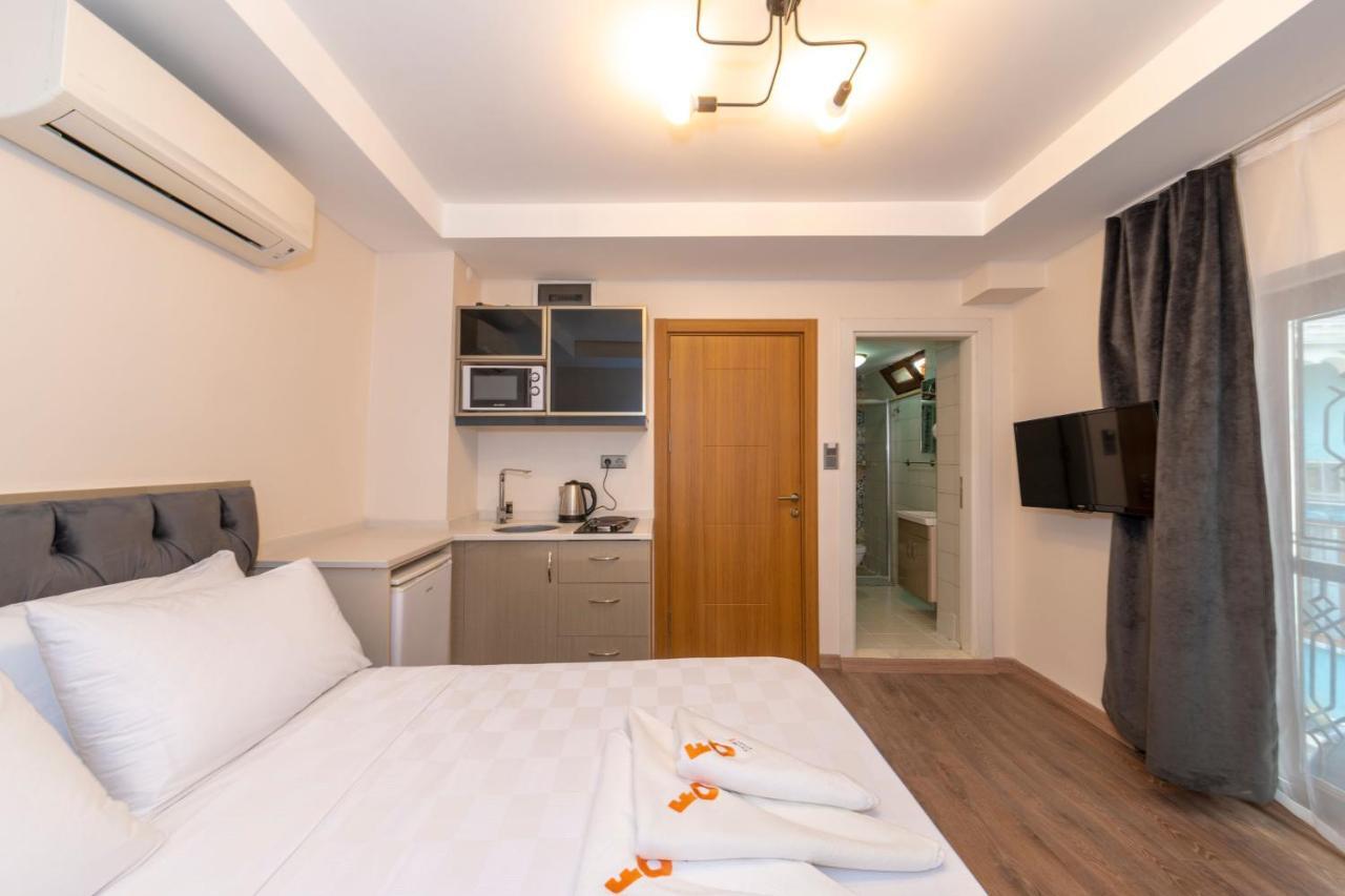 First Apart Apartment Istanbul Exterior photo