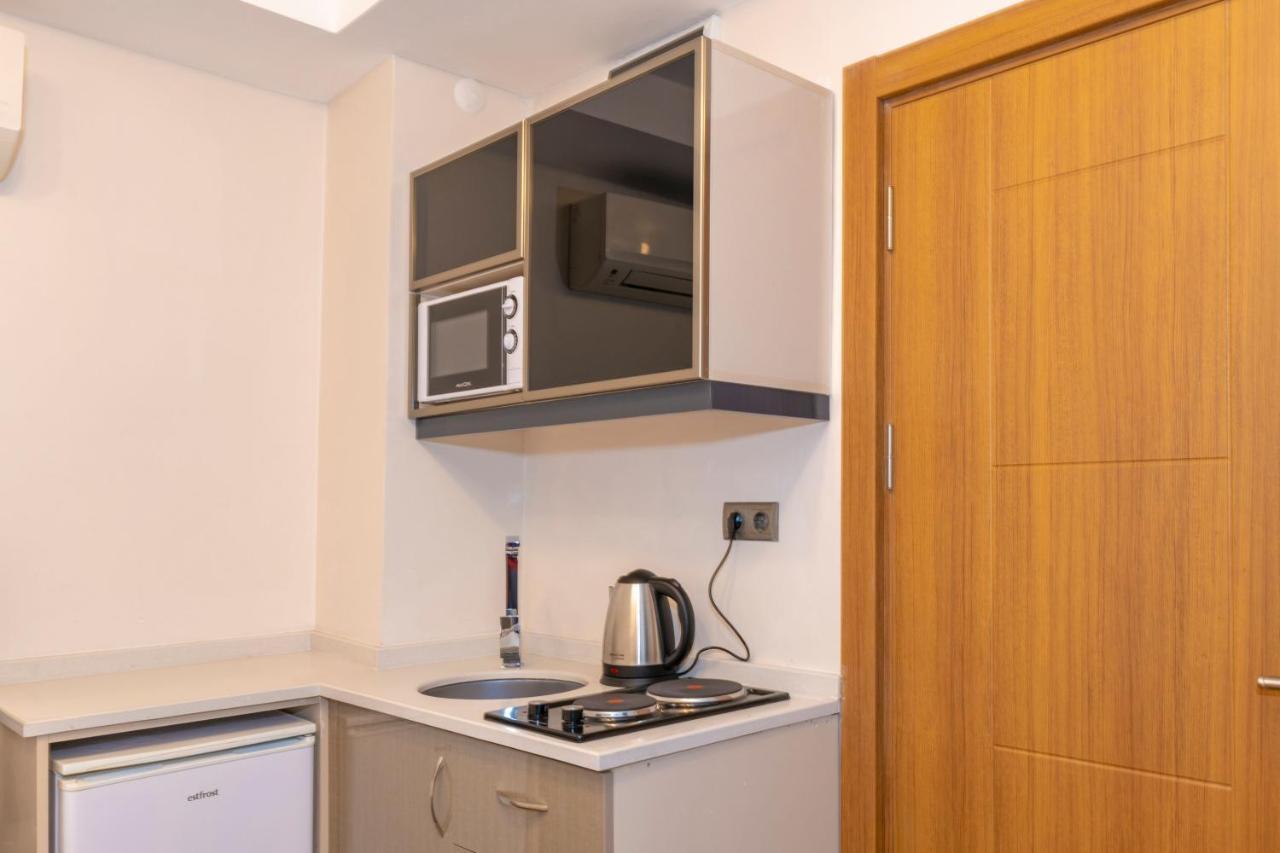 First Apart Apartment Istanbul Exterior photo