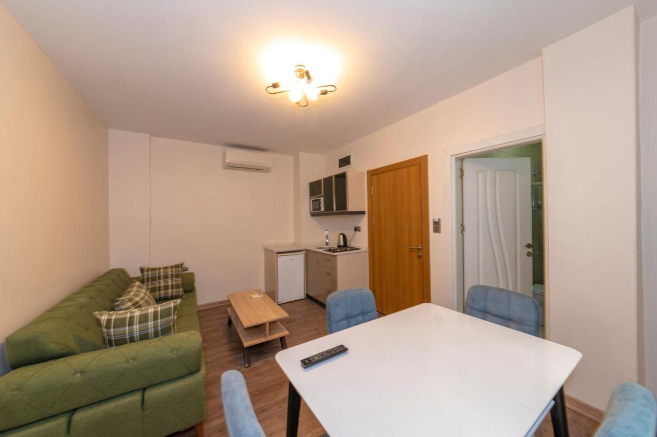 First Apart Apartment Istanbul Exterior photo